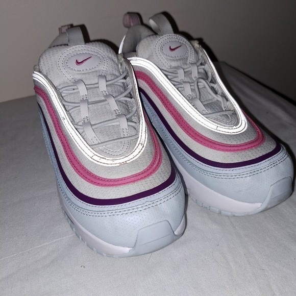 Nike White and Pink Chunky Sneakers Size 3Y Used Review ALL pics - Picture 2 of 10